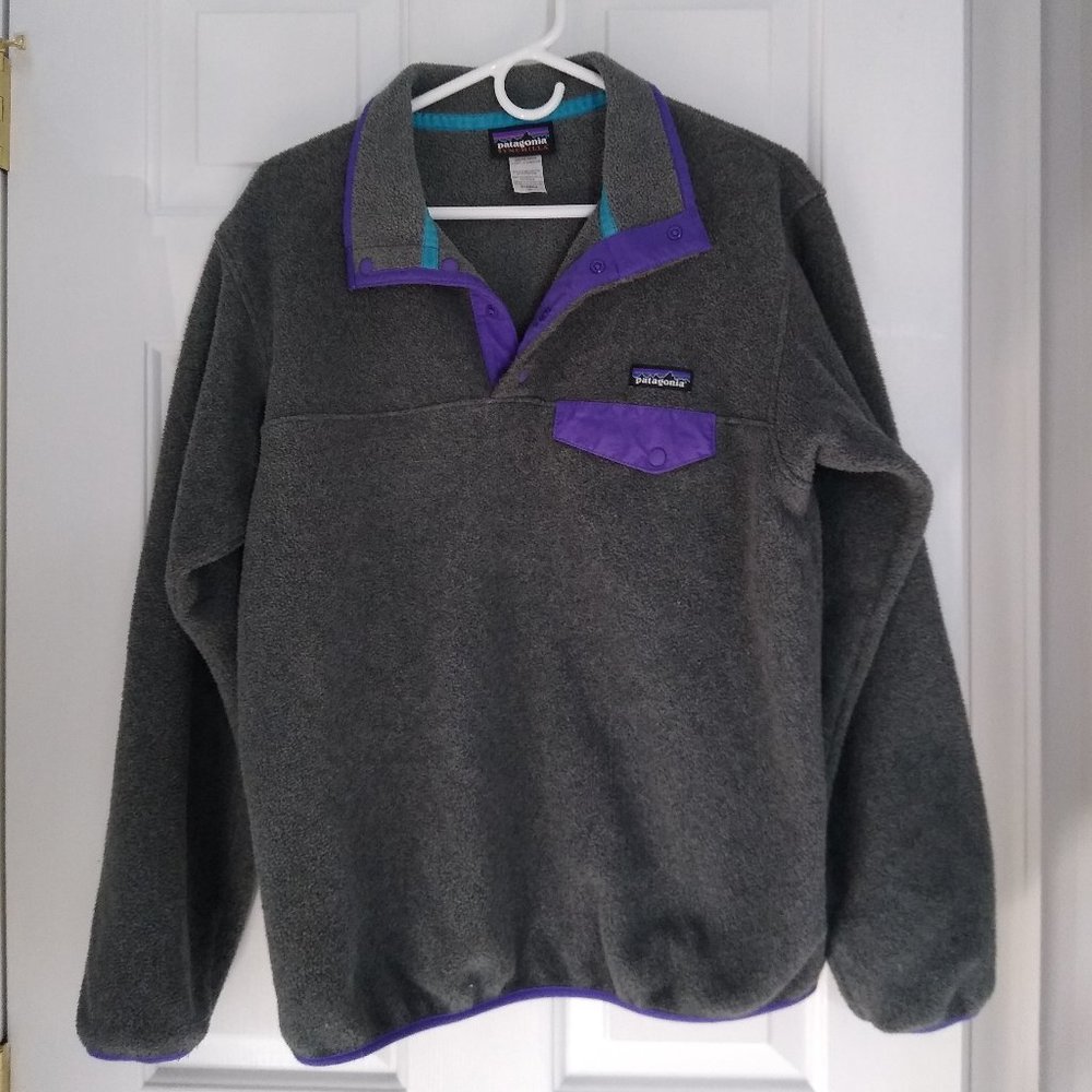 Patagonia Grey Synchilla Fleece Pullover with Purple Accents
